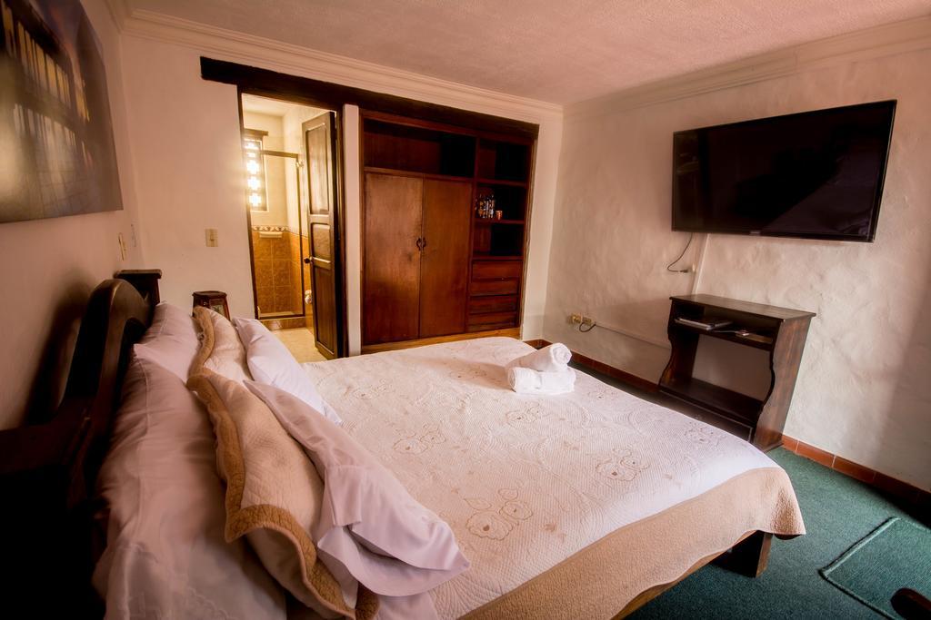 Hotel Los Frayles 莱瓦镇 外观 照片
