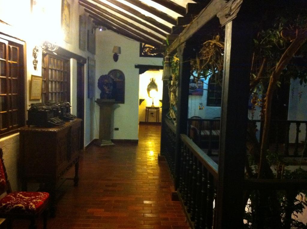 Hotel Los Frayles 莱瓦镇 外观 照片