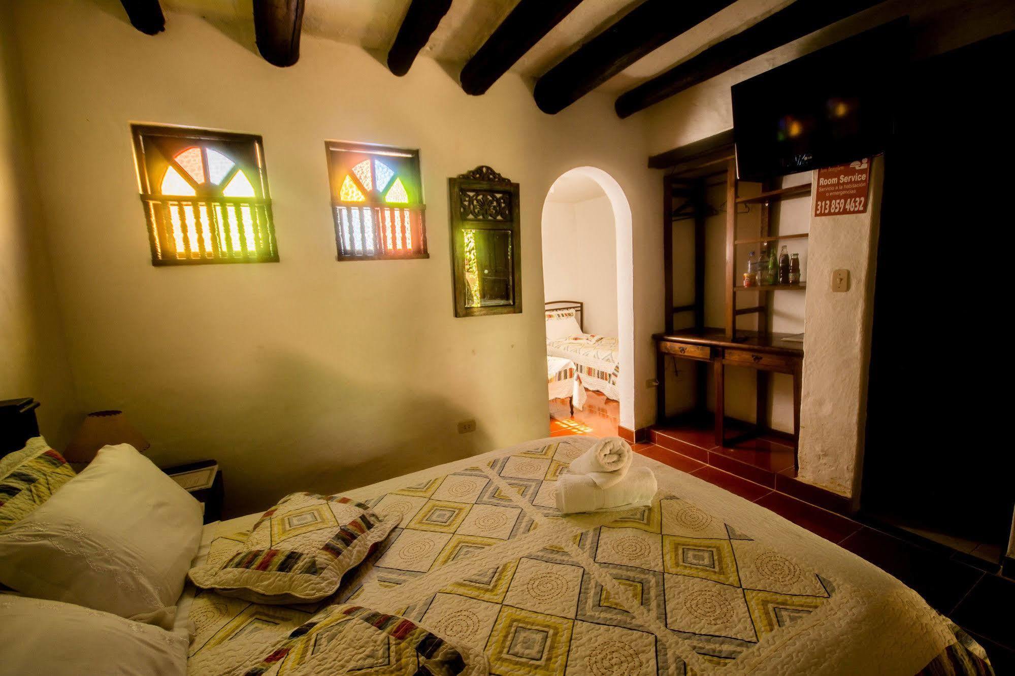 Hotel Los Frayles 莱瓦镇 外观 照片