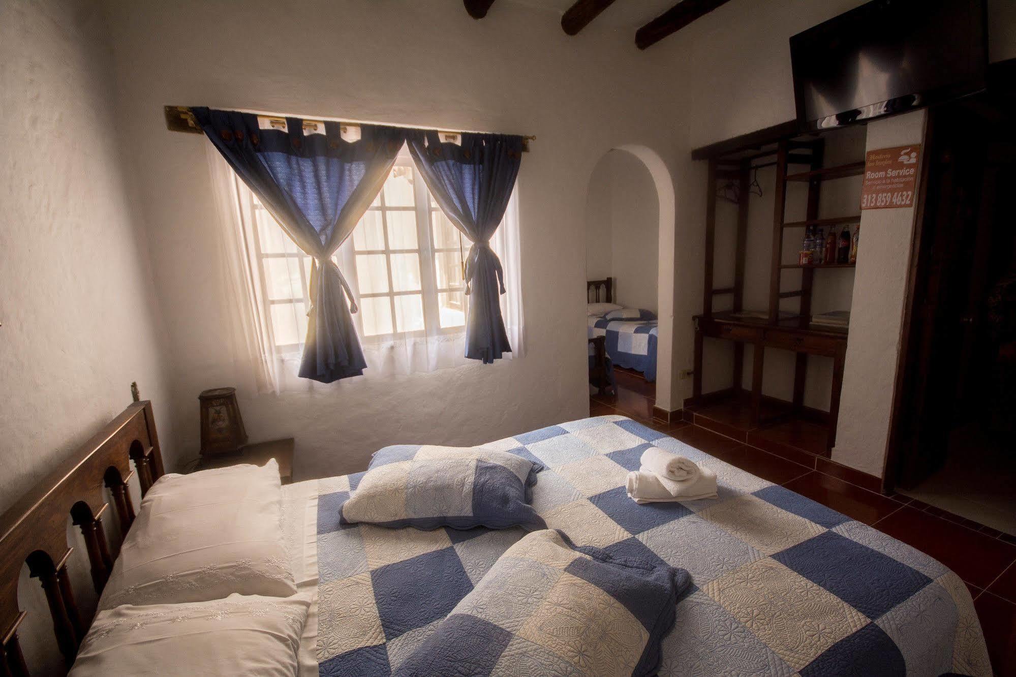 Hotel Los Frayles 莱瓦镇 外观 照片